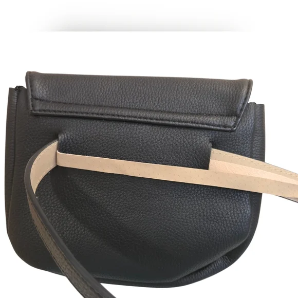 Vince Camuto Black Fanny Pack - Picture 8 of 8